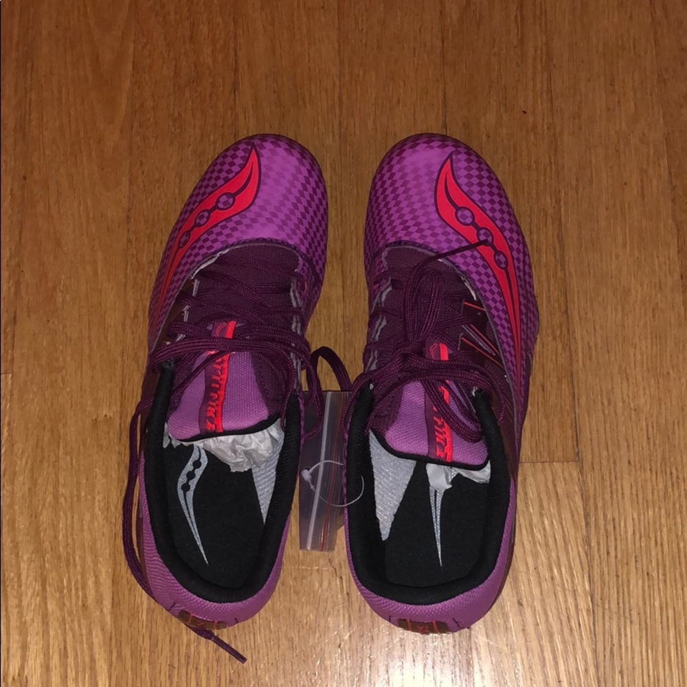 Saucony “Spitfire” Women’s running spikes.